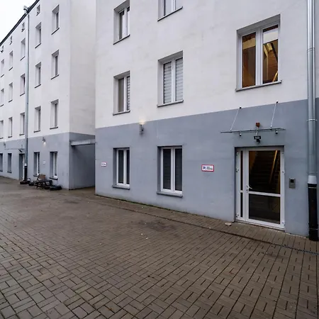 Park Zrodliska Bricks Apartment