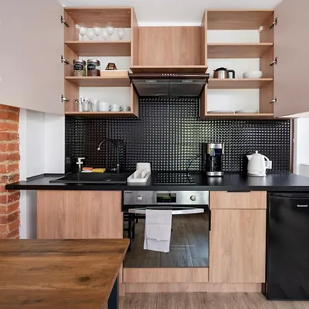 Galante Niedaleko Piotrkowskiej By Bookinghost * Łódź