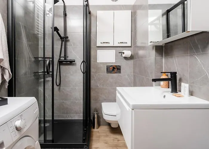 Galante Niedaleko Piotrkowskiej By Bookinghost Łódź