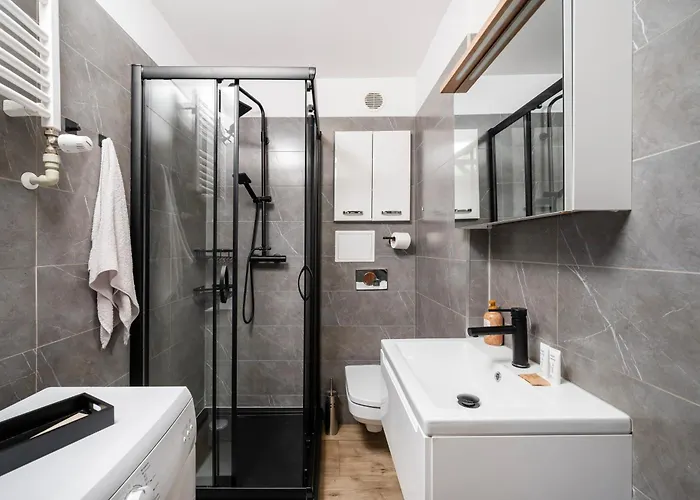 Galante Niedaleko Piotrkowskiej By Bookinghost Łódź